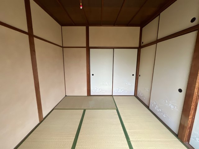 西今宿四丁目橋本貸家の寝室