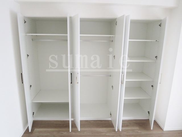 ルフォンプログレ滝野川の収納|居室にも収納豊富です☆