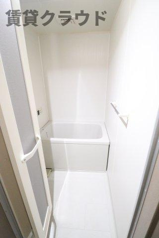 エスポアガーデンの浴室|コンパクトで使いやすいお風呂です