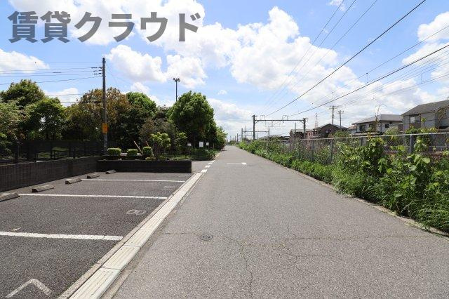 エスポアガーデンの周辺