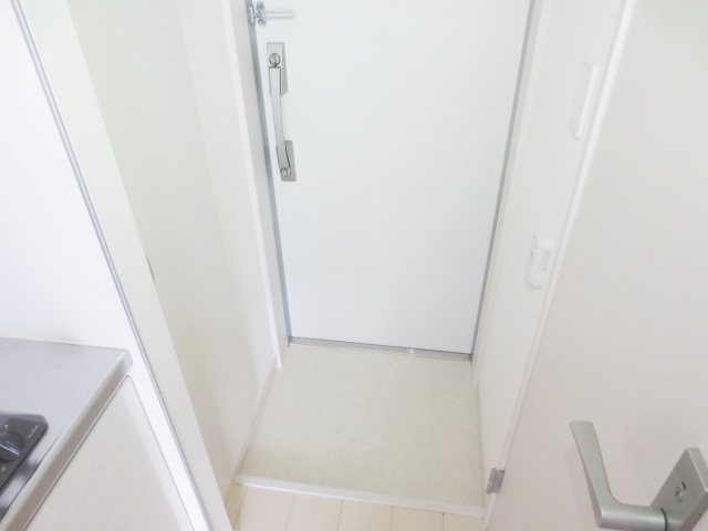 リブリ・ひまわり荘の玄関|別号室の参考写真です。
