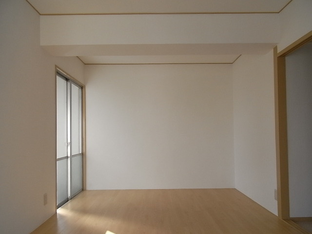 ベース・ワンの居間・リビング