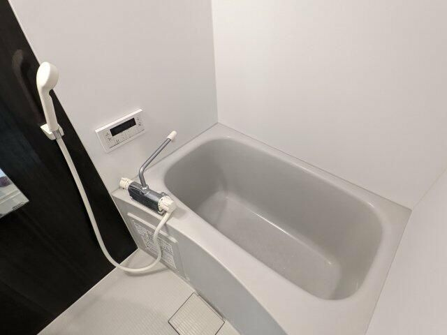 モダンアパートメント文京音羽の浴室