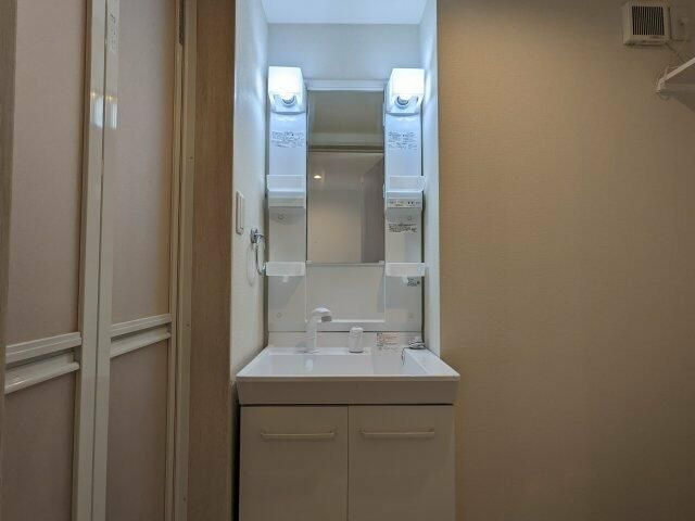モダンアパートメント文京音羽の洗面所