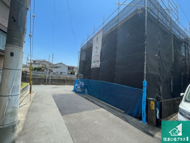 神戸市垂水区西舞子　第1期　新築一戸建ての前面道路含む現地写真|周辺は落ち着いた街並みの住宅地！子育てがしやすい住環境です！まだ未完成ですが、現地でしかわからない事もございます。是非一度ご覧ください。