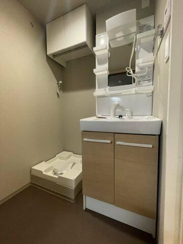 アルティザ氷川台の洗面所