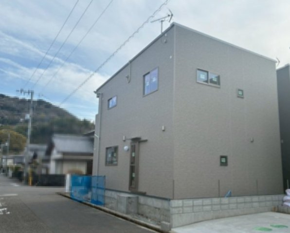 【南向き×角地】高知市朝倉建売⑯の外観|※3月27日撮影