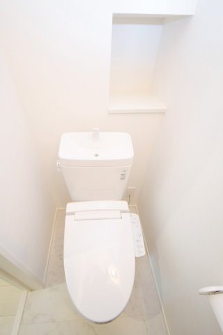 【南向き×角地】高知市朝倉建売⑯のトイレ|トイレは1階、2階ともにあります！※画像はイメージです。