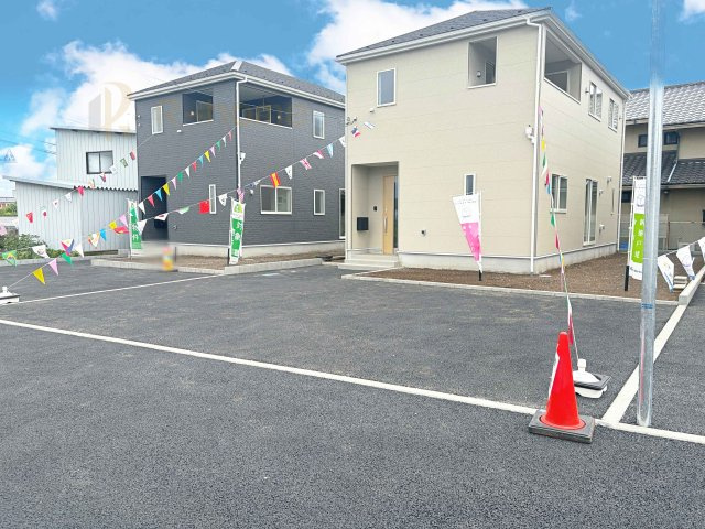 小美玉市羽刈第3　新築戸建て　2号棟の駐車場|カースペースは2台お停めいただけます♪