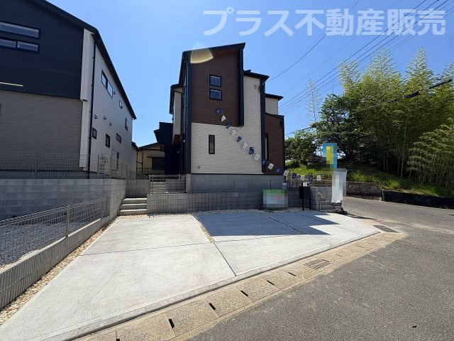 【外観】 | 大野城市南ヶ丘5丁目　1号棟（全2棟）【仲介手数料無料・0円】 | 現地写真。同じ物件を見るなら、プラス不動産販売にお任せ下さい。