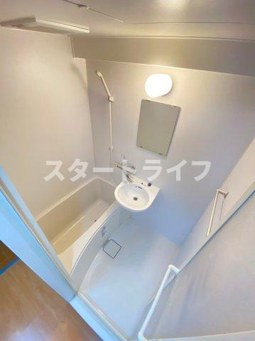 大阪市東淀川区東中島５丁目の賃貸マンションの浴室