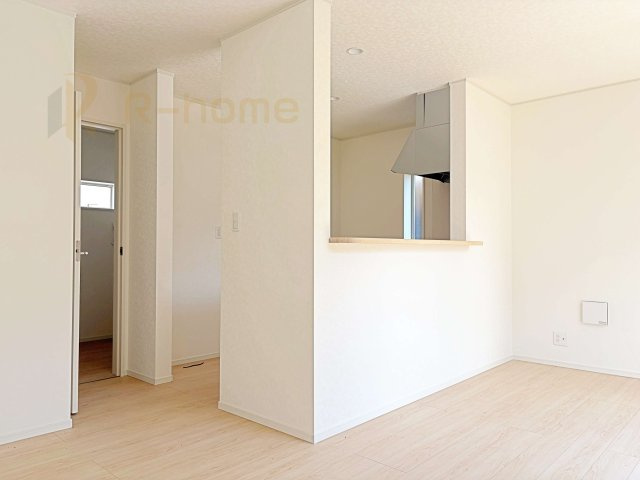 小美玉市羽刈第3　新築戸建て　3号棟のキッチン|対面式で会話をしながら家事ができます♪