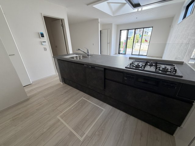 《仲介手数料無料》川越市大字藤間14-3新築一戸建てケイアイグレイスのキッチン