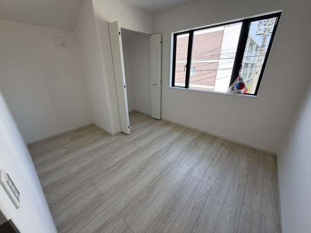 《仲介手数料無料》川越市大字藤間14-3新築一戸建てケイアイグレイスの洋室|2階 5.2帖