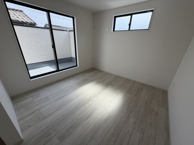 《仲介手数料無料》川越市大字藤間14-3新築一戸建てケイアイグレイスの洋室|2階 8.1帖