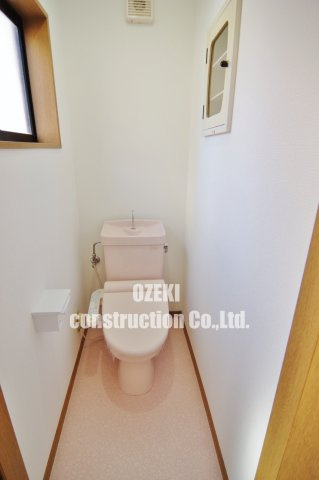 越谷市戸建のトイレ|1・2階にトイレがあります♪