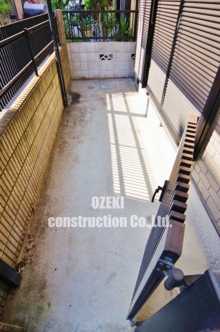 越谷市戸建のバルコニー|1階
