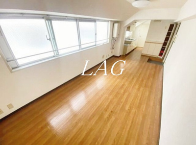 【居間・リビング】 | プランドールウエダ | 洋室のお部屋です。