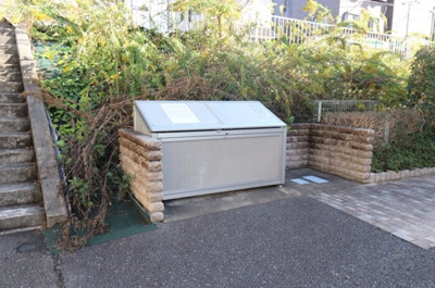  | ウィステリア | ゴミ置き場