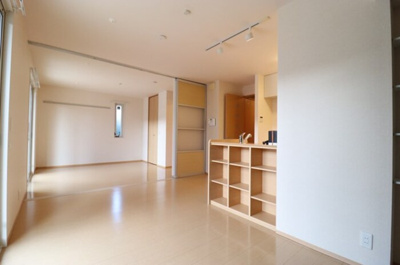  | ウィステリア | リビング １１帖