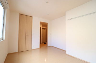 【洋室】 | ウィステリア | 洋室 ６．４帖