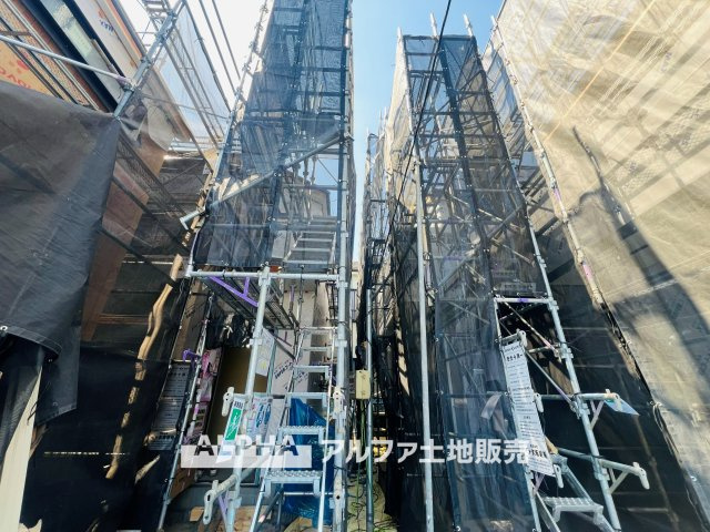 ~立川栄町2丁目新築4棟~ Newly built house　3号棟の外観|【outward appearance】
◆時を忘れる場所◆みんなが集い、食事と楽しい会話が始まる。話に夢中になり、ついつい時を忘れ夜半過ぎになってしまう。そんな束の間の幸せを感じさせてくれる場所。