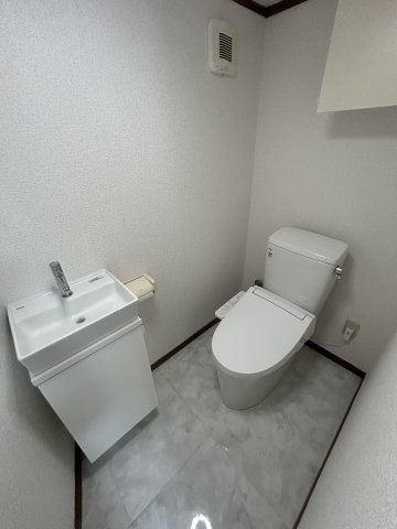 上石原ビルのトイレ