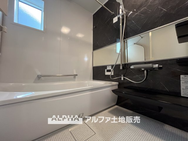 ~立川栄町2丁目新築4棟~ Newly built house　4号棟の浴室|【Comfortable space】
◆お風呂とトイレが別◆
毎日のバスタイムも快適、ストレスフリーなプライベート空間。
