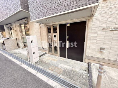 【エントランス】 | アヴェルラ京橋