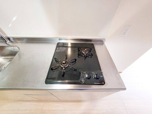 ルアナ　スザキ　3階のキッチン|別号室のものになります。現状優先。