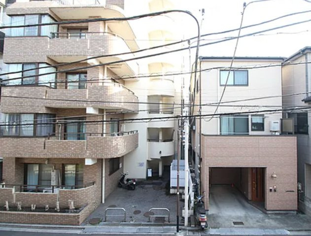 レーヴＫＪの展望