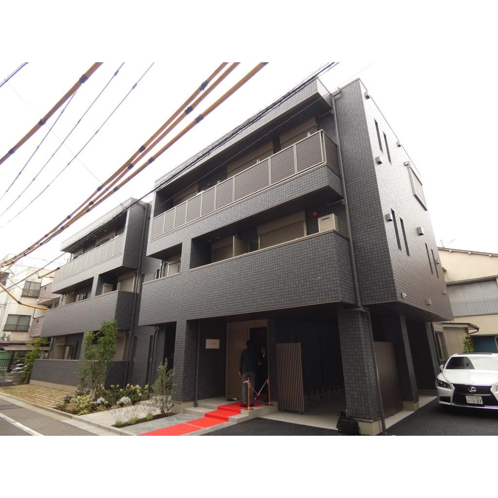 レーヴＫＪの外観