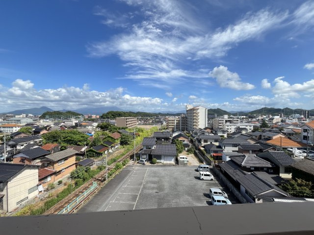 プレゼンスの玄関