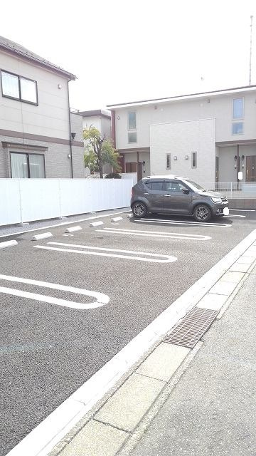アムール　ジュアンの駐車場|駐車場完備です
