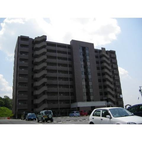 天神山マンションⅠ号館の外観