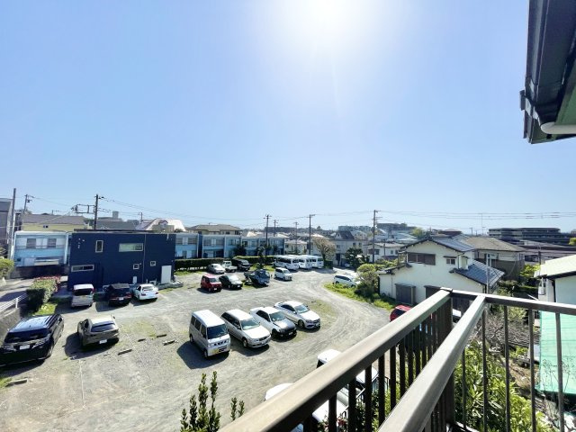 片瀬一丁目古家付き土地の画像