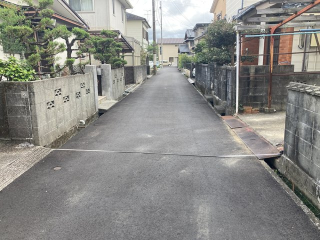 【スーパー徒歩圏内】土佐市高岡町乙　新築戸建⑫の前面道路含む現地写真|前面道路含む現地写真です