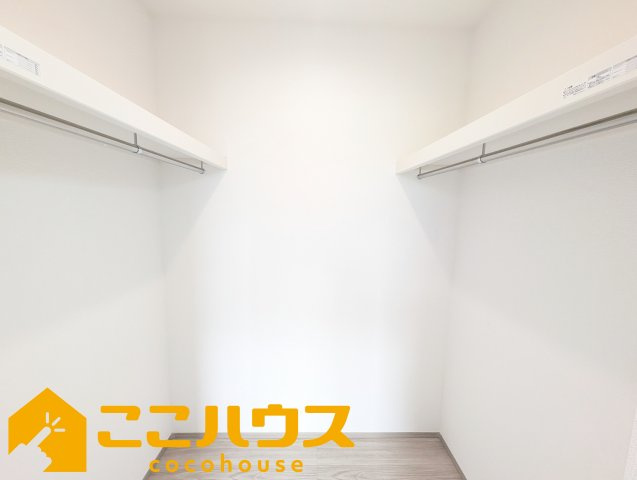 南城市佐敷新開　新築戸建て　全3棟　B号棟の収納|大容量のウォークインクローゼット