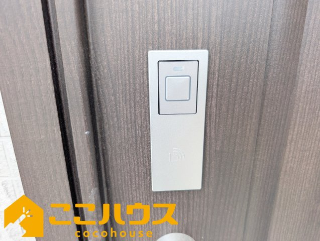 南城市佐敷新開　新築戸建て　全3棟　B号棟の防犯設備|タッチキー