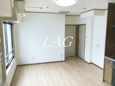 【居間・リビング】 | 花善ビル | 洋室のお部屋です。