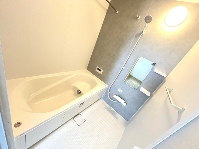 【浴室】 | 春日市弥生2丁目1期2期　4号棟（全6区画）【仲介手数料無料・0円】 | 現地写真。浴室です。