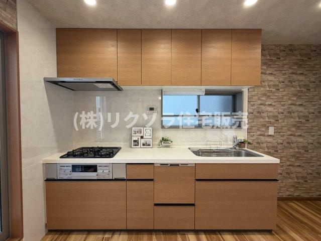 千石西町　中古一戸建てのキッチン|■物件内覧・資金計画相談・住宅ローン相談、リフォーム相談、お問合せ受付中■
※当日・翌日のご内覧、ご相談はお電話でのお問合せがスムーズです！