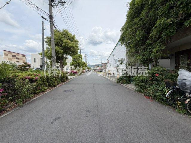 千石西町　中古一戸建ての前面道路含む現地写真|■物件内覧・資金計画相談・住宅ローン相談、リフォーム相談、お問合せ受付中■
※当日・翌日のご内覧、ご相談はお電話でのお問合せがスムーズです！
