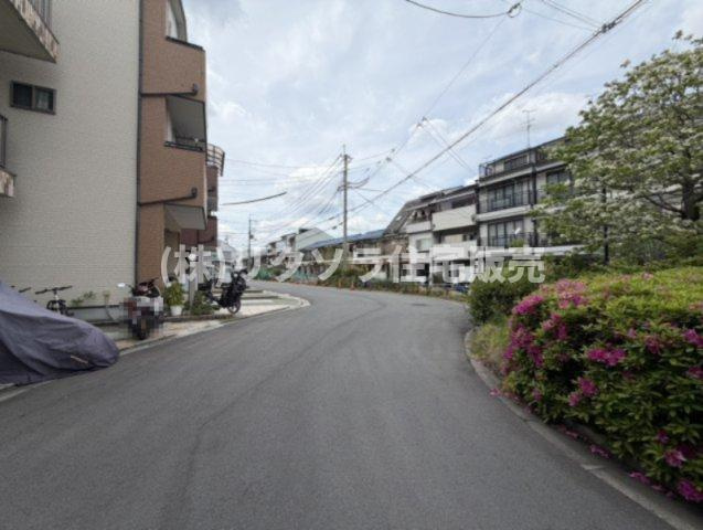 千石西町　中古一戸建ての前面道路含む現地写真|■物件内覧・資金計画相談・住宅ローン相談、リフォーム相談、お問合せ受付中■
※当日・翌日のご内覧、ご相談はお電話でのお問合せがスムーズです！