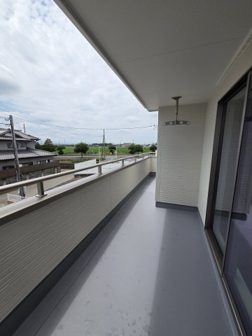 太田第2鳥山中町　3号棟　Livele Garden.Sのバルコニー|現地写真　南向きのバルコニーは日当たり良好！洗濯物がよく乾きそうです♪