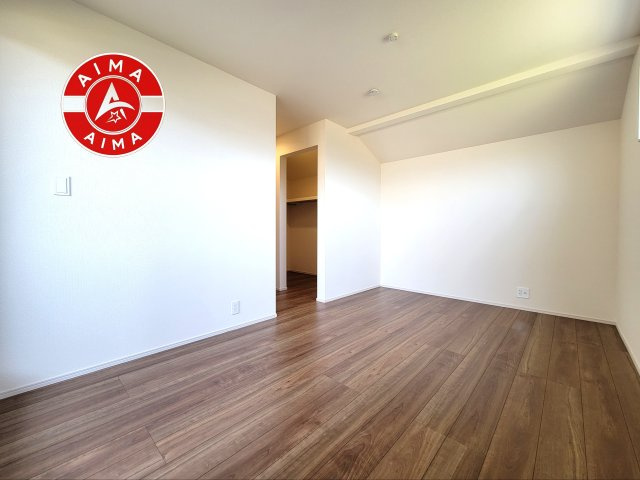 糟屋郡志免町桜丘1丁目第1-2棟（2号棟）の子供部屋|穏やかな光が差し込む室内には、穏やかな時間が流れます。