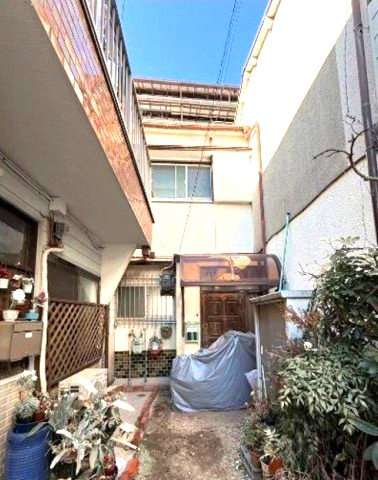 西宮市田代町の外観|通勤にも外出にもアクセス良好。