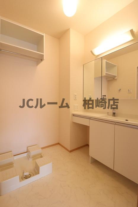 柏崎市松波３丁目のアパートのその他