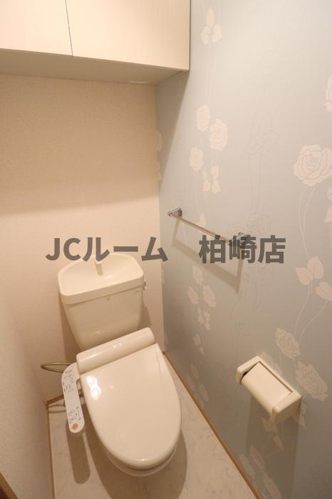 柏崎市松波３丁目のアパートのトイレ