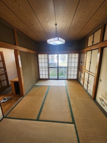 一ノ割戸建の前面道路含む現地写真
